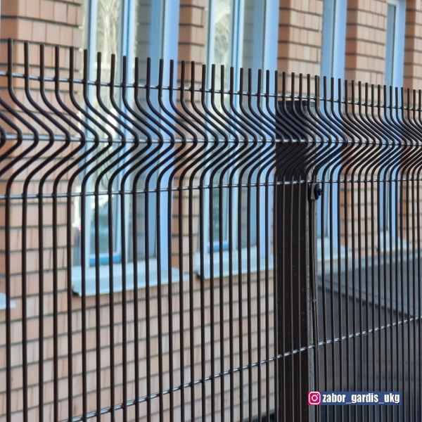 Готовый забор для ограждения домов и жилых комплексов в Усть-Каменогорске и Семее