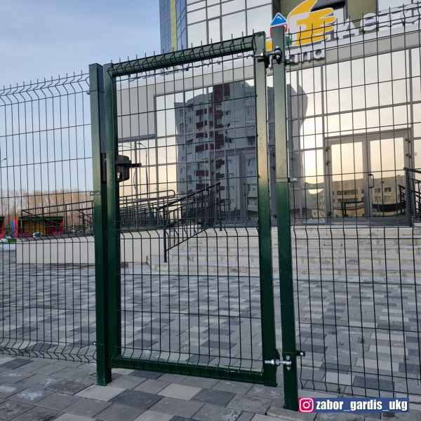 Калитки и ворота для 3д заборов в Усть-Каменогорске можно приобрести по адресу ул.Бажова 14, маг.Торговый Стиль. Ограждения Гардис и Дорхан на объектах Усть-Каменогорска