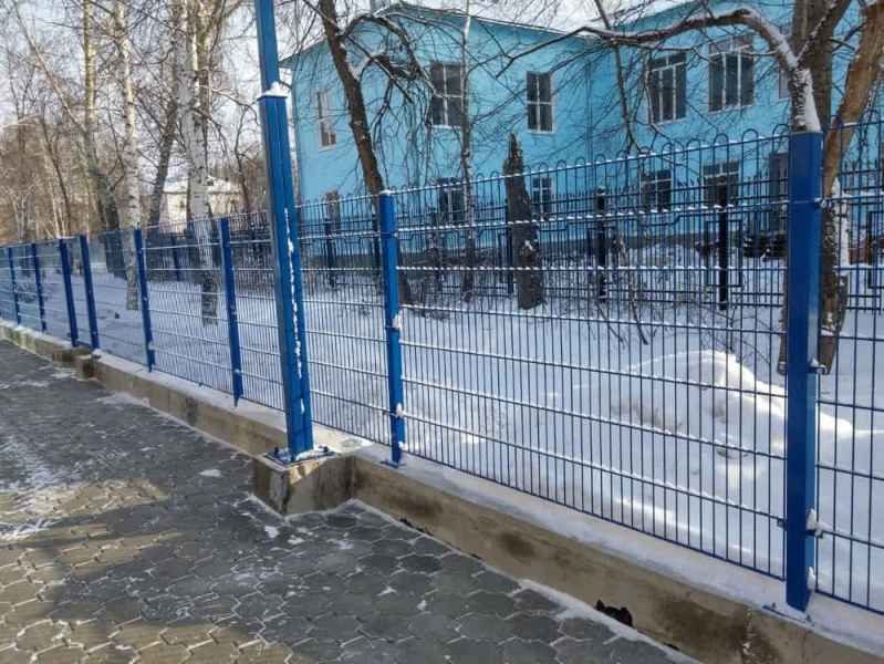 2д забор 2D Estetic широко применяется для ограждения школ, детских садиков и учебных учреждений