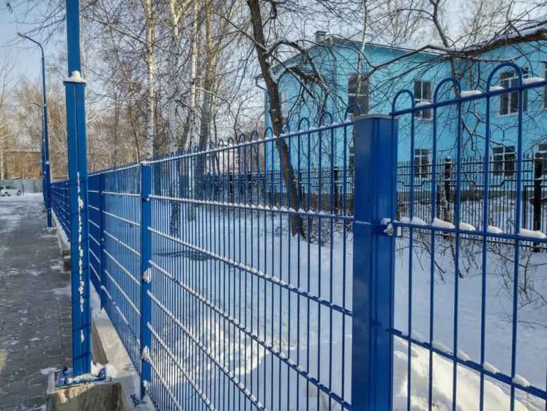 Входная калитка и заборы 2d Estetic. Ограждение деского сада в Согре в г.Усть-Каменогорск