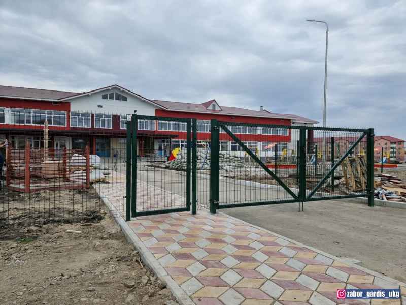 3д заборы в Усть-Каменогорске.Ограждение детского садика на КШТ, входная группа-калитка и ворота