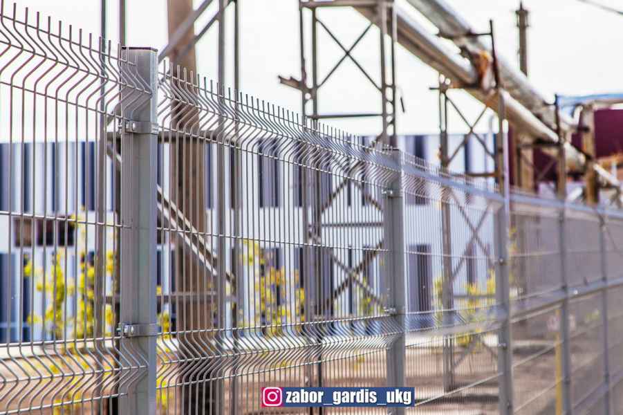 Ограждение предприятий 3д забором производство Gardis. Установка ворот и калиток