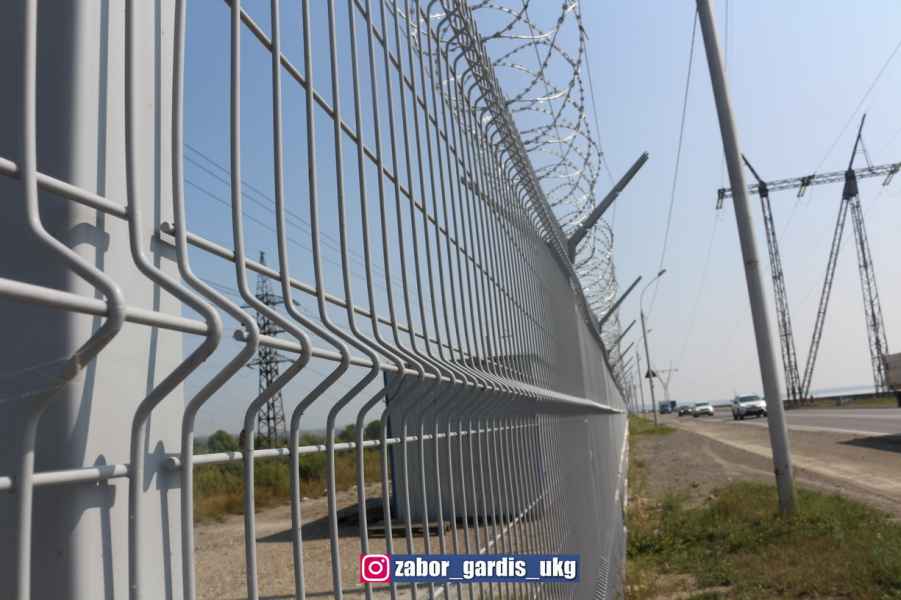 Ограждение предприятий 3д забором производство Gardis. Установка ворот и калиток